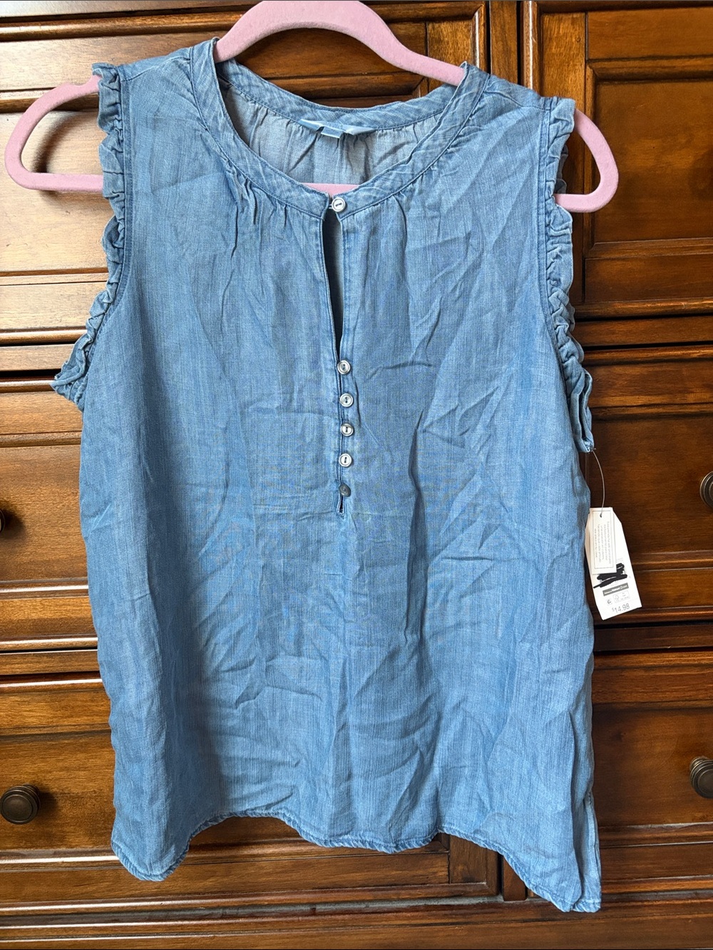Adorable Time & Tru top